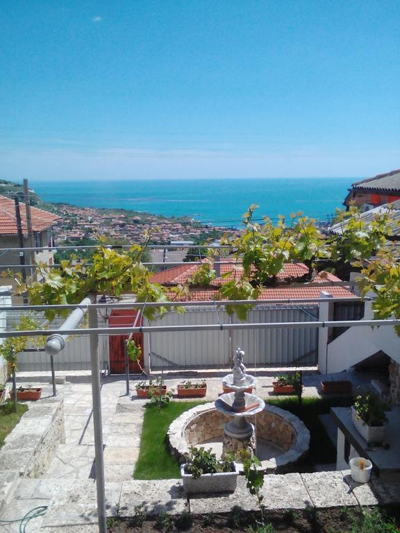 Casa De Elgo Apartment Balchik Ngoại thất bức ảnh